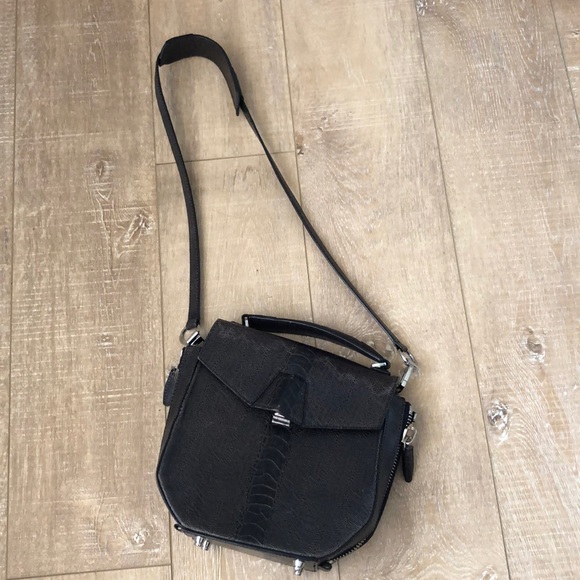 Alexander Wang Handbags - Alexander Wang purse